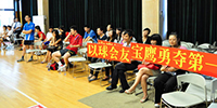 集團(tuán)羽毛球代表隊在社區(qū)羽毛球?qū)官惾〉抿溔顺煽? /></div>
					<div   id=